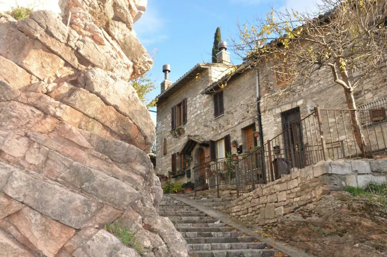Da Marzietta Vila Assisi 0*,